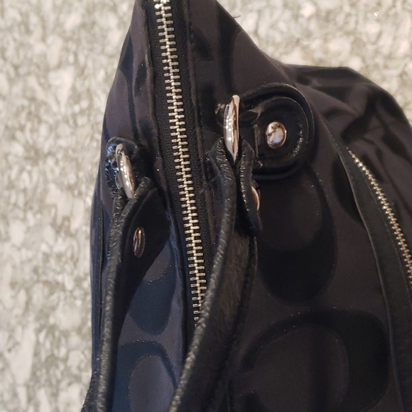 Coach Black Shoulder Bag - Picture 3 of 12